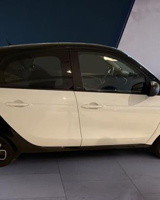smart forfour 90 0.9 66kW TURBO superpassion ...
