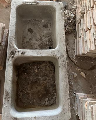 Lavabo in pietra rustico doppia vasca