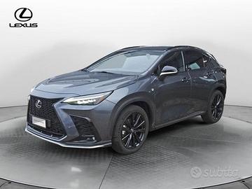 Lexus NX Hybrid 4WD F-Sport