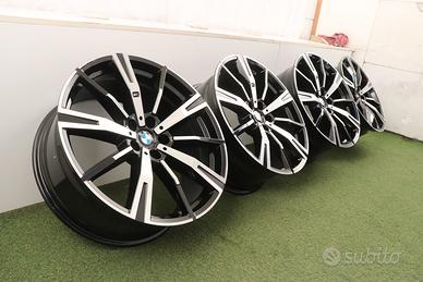 Cerchi in lega BMW Serie 5 G60 G61 20 ORIGINALI