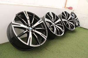 Cerchi in lega BMW Serie 5 G60 G61 20 ORIGINALI