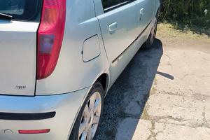 FIAT Punto 2ª serie - 2004 16v