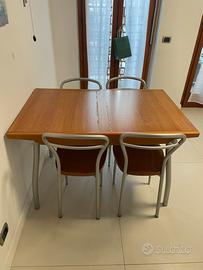 Tavolo cucina con sedie ciliegio