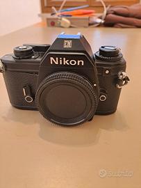 Nikon EM