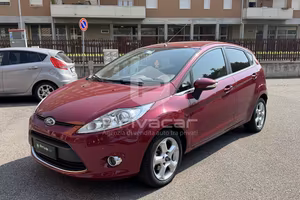 FORD Fiesta 1.4 TDCi 68CV 5 porte Titanium