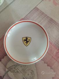 Piattino Ferrari marca Richard Ginori 