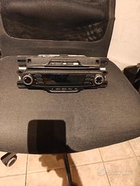 Autoradio Alfa Romeo Giulietta con mascherina