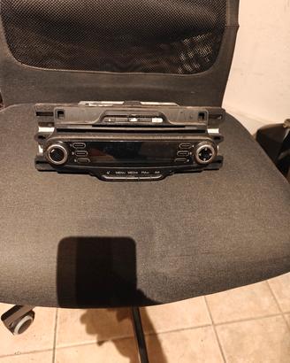 Autoradio Alfa Romeo Giulietta con mascherina