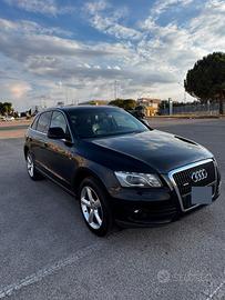 Audi SQ5 2000cc 170 cv tettuccio panoramico