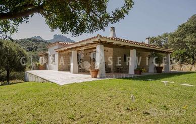 Olbia San Pantaleo villa vendita