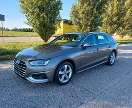 Audi A4 Avant 30 , 2.0 TDI/136 CV S tronic Busines