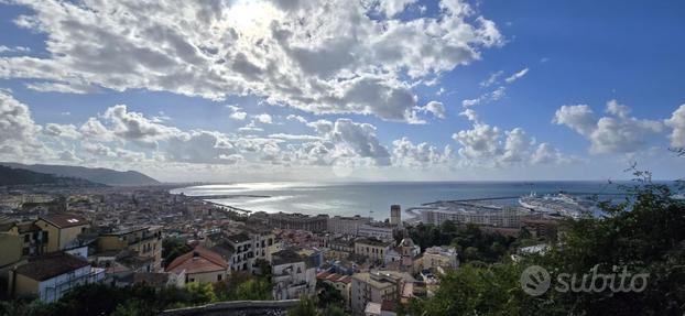 3 LOCALI A SALERNO