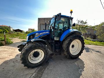 NEW HOLLAND t5