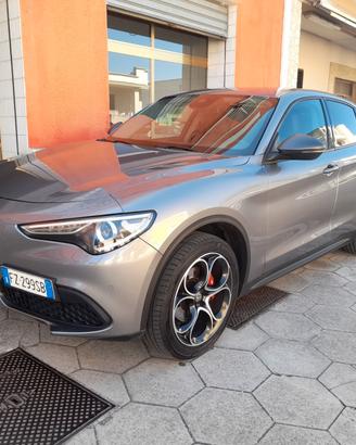 ALFA ROMEO STELVIO 2.2 TD 190CV AT8 Q4 EXECUTIVE