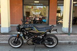 Husqvarna Svartpilen A 1950€ OPERAZIONE 50%