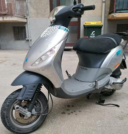 scooter piaggio zip 125 anno 2004