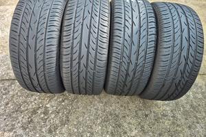 4 Gomme. 225 / 50 / R 17  Estive 