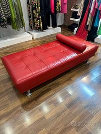 Chaiselongue in similpelle rossa