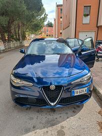 Alfa Romeo Giulia 2.2 T 150cv 110 kw T8 business 