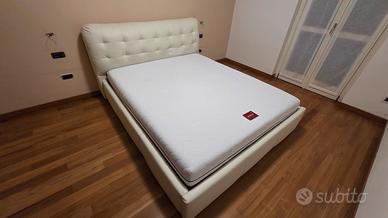 Letto contenitore matr., leggermente rovinato