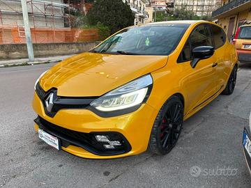 Renault Clio TCe 220CV EDC Energy R.S. Trophy