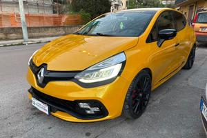 Renault Clio TCe 220CV EDC Energy R.S. Trophy