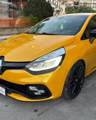 Renault Clio TCe 220CV EDC Energy R.S. Trophy