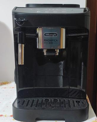 Macchina da caffè DeLonghi Magnifica Evo