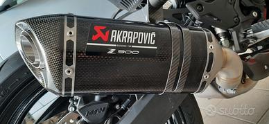 Akrapovic +Codino nero metallizato Z900 2025