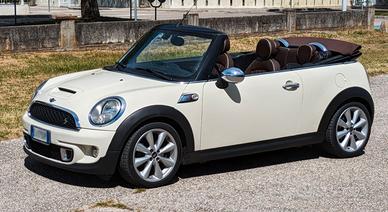 MINI Cabrio Cooper SD accessoriata