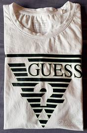 T-shirt Guess XXL bianca con logo nero – originale