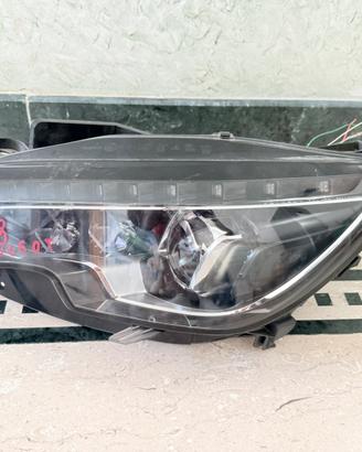 Faro sinistro Peugeot 308