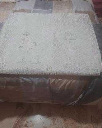 Coperta trapuntata floreale per letto singolo 