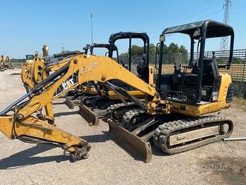 escavatore CAT 302.5