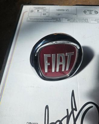 Logo Posteriore Fiat punto pulsante portellone 