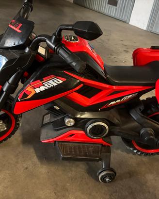Moto elettrica per bambini 12V-fari led e rotelle