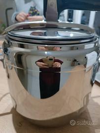 Pentola in acciaio 18/10 della Aeternum