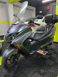 Honda Forza 250cc