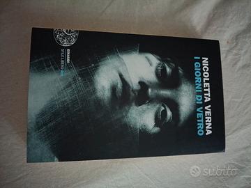 libro NUOVO " i giorni di vetro "