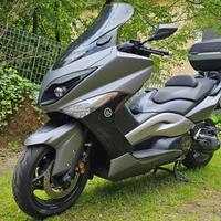 Yamaha Tmax 09
