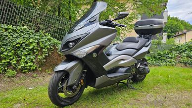 Yamaha Tmax 09