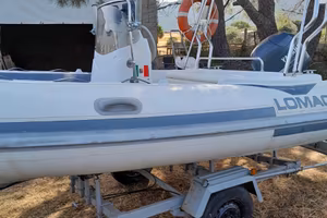 Lomac 550 con Motore Yamaha 40/60 Iniezione