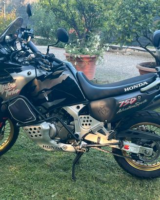 Honda Africa Twin XRV 750 (1998) Accessoriata