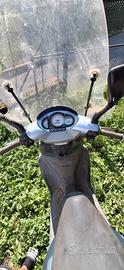 Aprilia SR 150