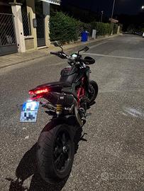 Ducati Hypermotard 821 - 2014