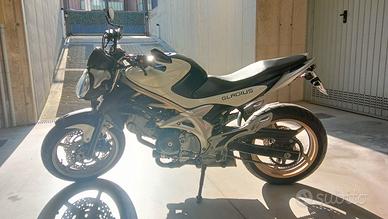 Suzuki SFV Gladius 650 depotenziata A2