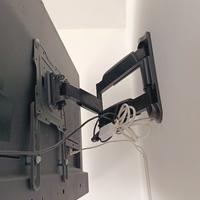 Braccetto supporto tv