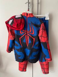 spiderman  con guanto laser