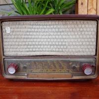 Radio d'epoca PHILIPS anni 50/60