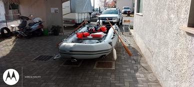 Gommone zodiac con motore Johnson